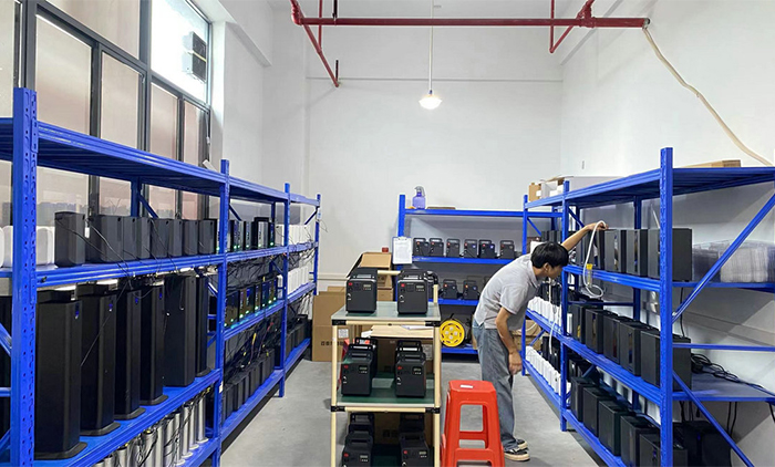 Warehouse & Logistics
